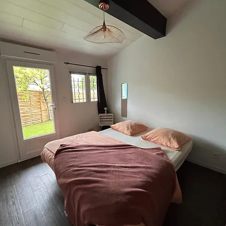 Independante Au Pied De La Rhune Kwatera prywatna Urrugne